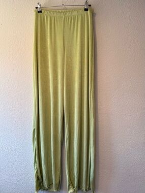 ITZY Wide-Leg Pull-On Slinky Pants in Light Green